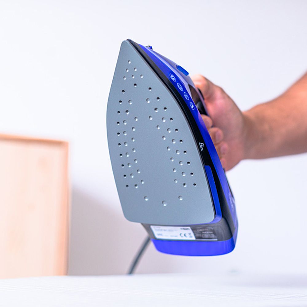 Plancha de vapor 2000 w - Image 5