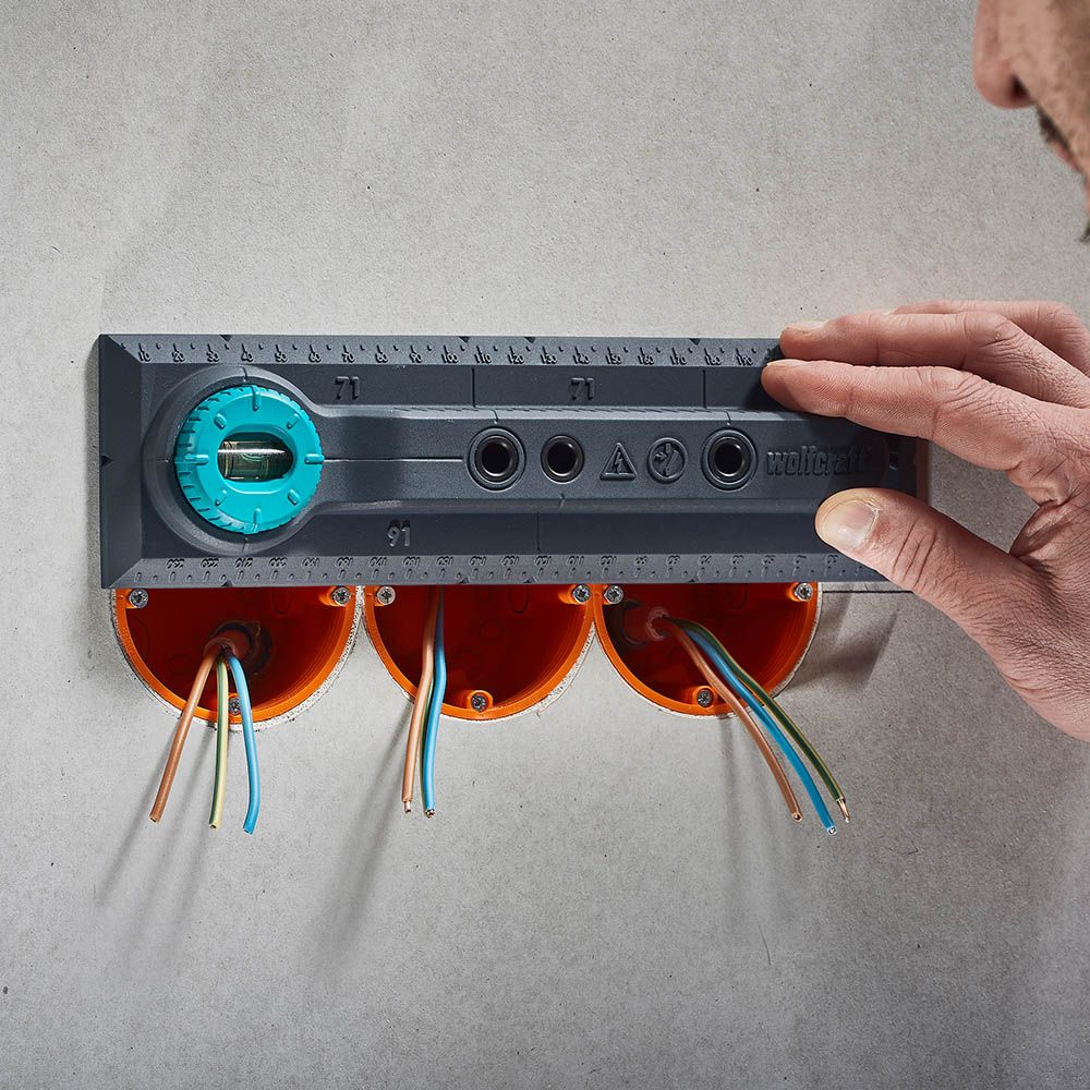 Gabarito de perforação eletricidade para medidas de 71 e 91 mm - Image 8
